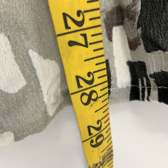 Simply Art by Dolcezza Stylized Floral Viscose 3/4 Sleeve Blouse Size 2XL - Picture 6 of 6